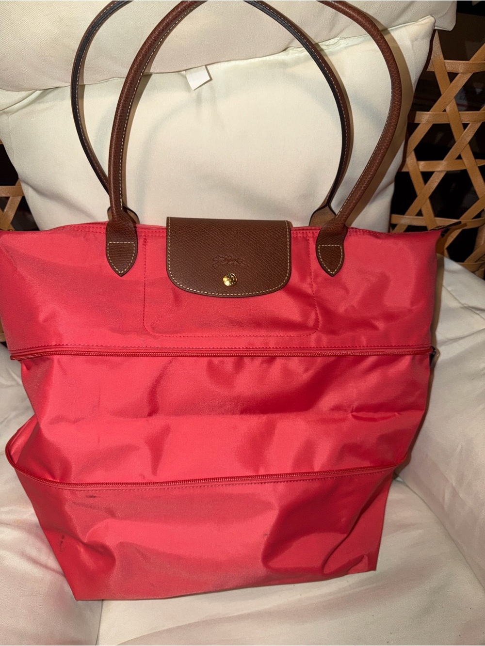 Longchamp Le Pliage Extensible Coral Tote Brown Trim - Picture 4 of 9